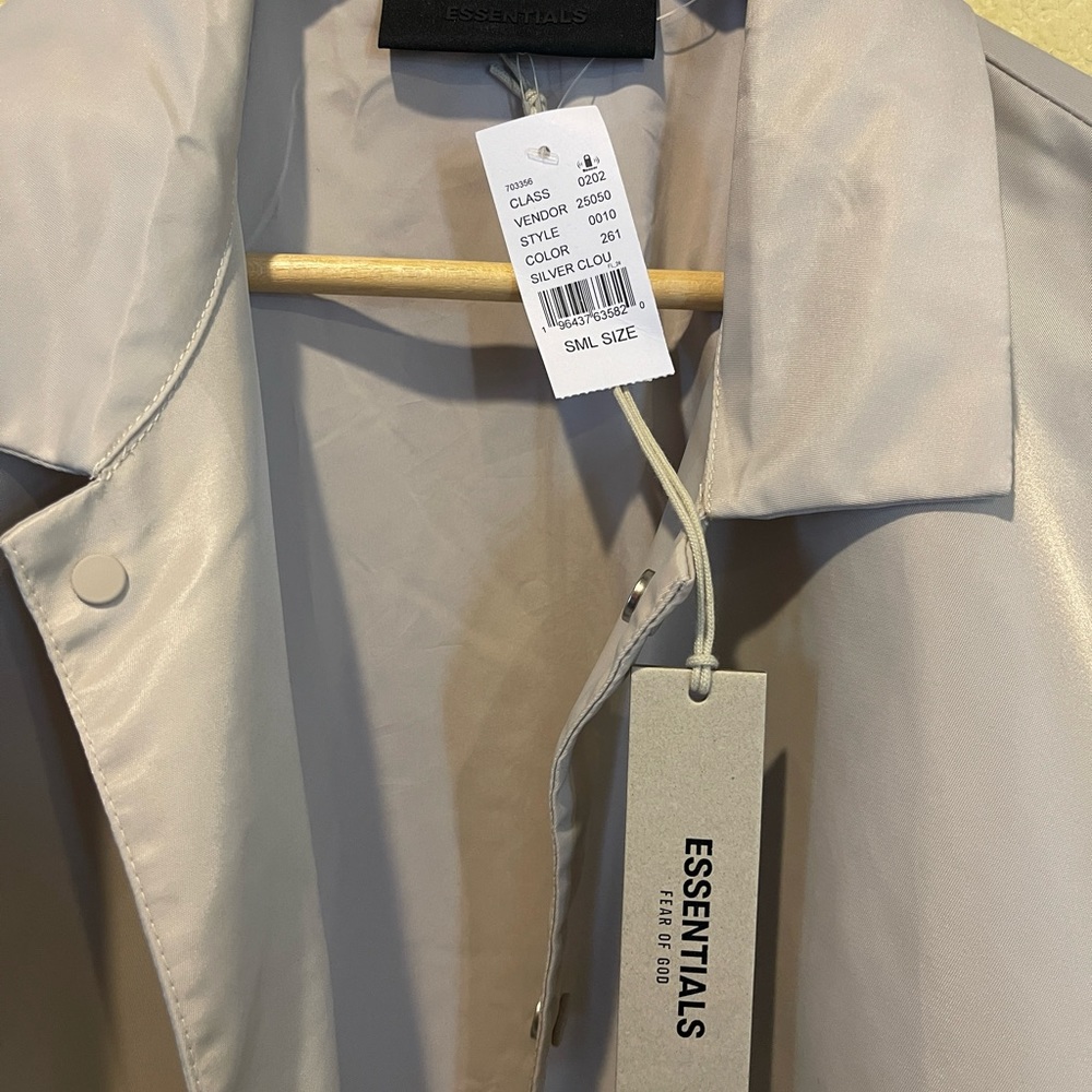 Essential jacket - Picture 5 of 6